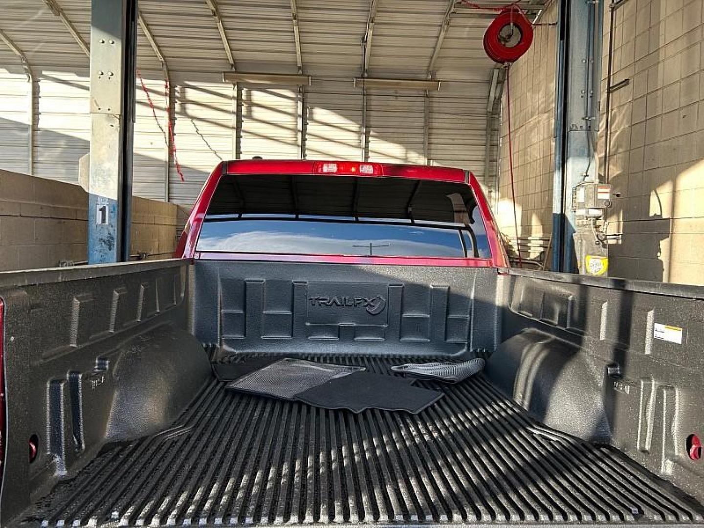 2022 RED Ram 1500 Classic 2WD (1C6RR6LG3NS) with an V8 HEMI 5.7 Liter engine, Automatic 8-Spd transmission, located at 412 Auto Vista Drive, Palmdale, 93551, (661) 945-0620, 34.592636, -118.136681- Photo#5