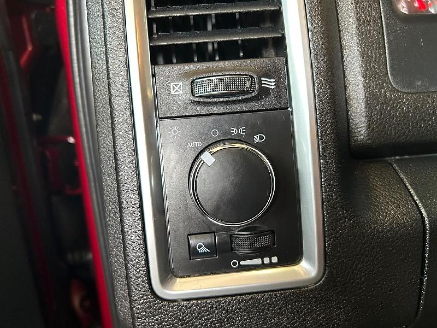 2022 RED Ram 1500 Classic 2WD (1C6RR6LG3NS) with an V8 HEMI 5.7 Liter engine, Automatic 8-Spd transmission, located at 412 Auto Vista Drive, Palmdale, 93551, (661) 945-0620, 34.592636, -118.136681- Photo#13