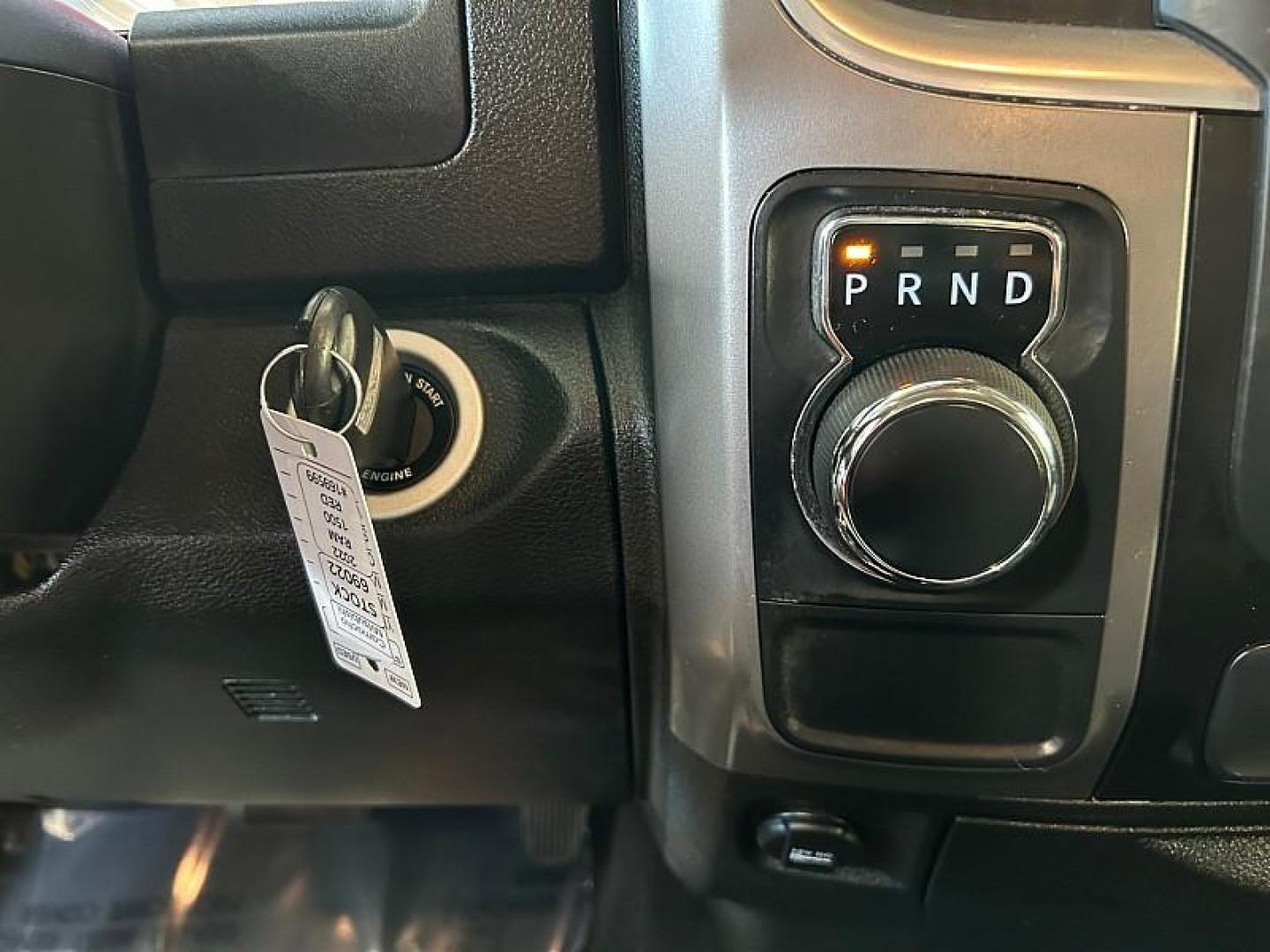 2022 RED Ram 1500 Classic 2WD (1C6RR6LG3NS) with an V8 HEMI 5.7 Liter engine, Automatic 8-Spd transmission, located at 412 Auto Vista Drive, Palmdale, 93551, (661) 945-0620, 34.592636, -118.136681- Photo#29