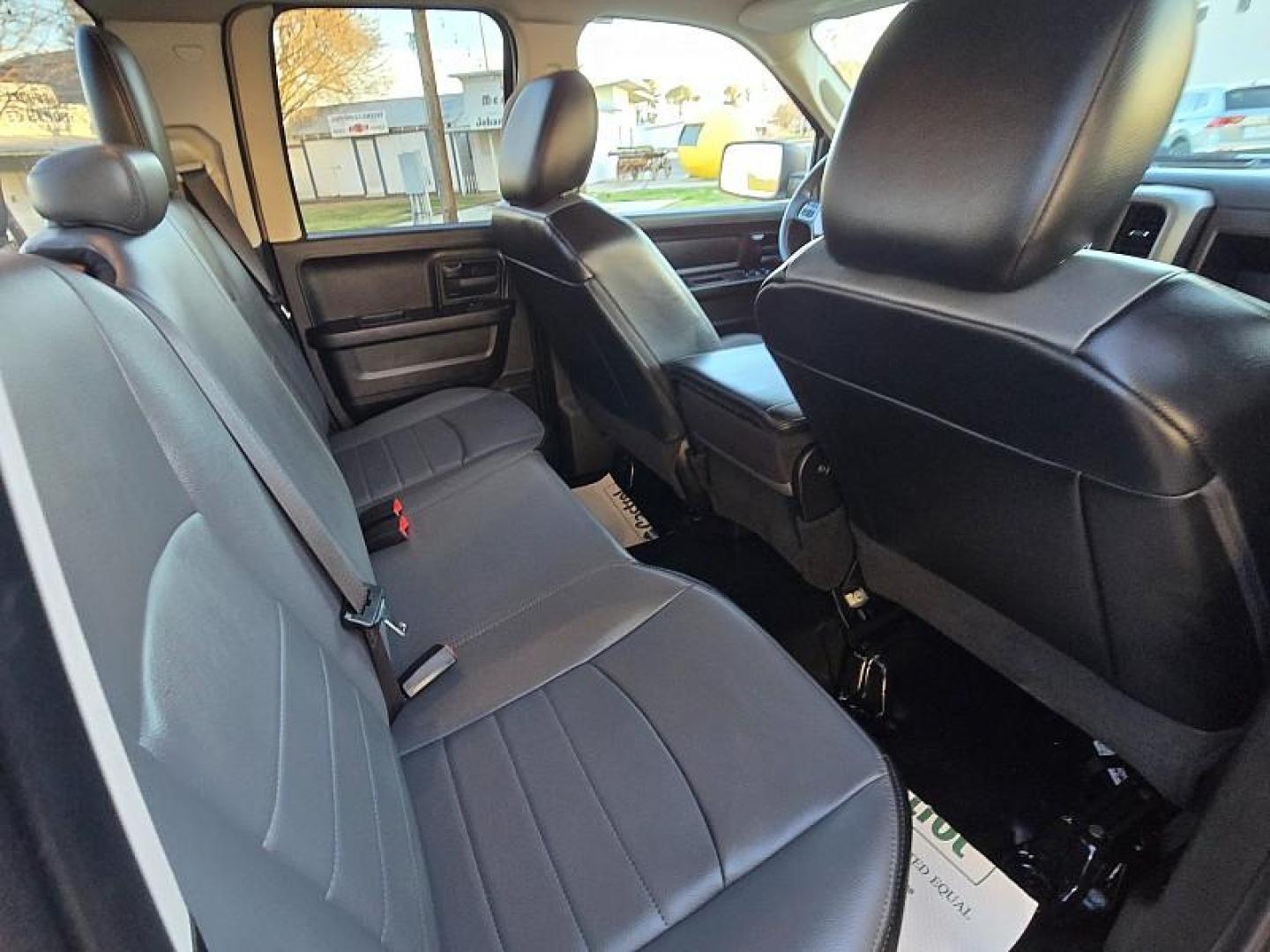2022 WHITE Ram 1500 Classic 2WD (1C6RR6FG6NS) with an V6 Flex Fuel 3.6 Liter engine, Automatic 8-Spd transmission, located at 246 E Walker St., Orland, 95963, (530) 865-5800, 39.747589, -122.178398 - Photo#13