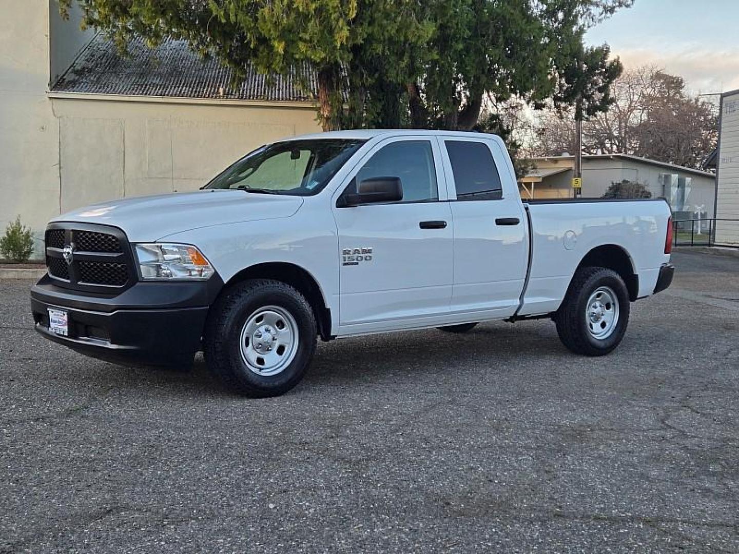 2022 WHITE Ram 1500 Classic 2WD (1C6RR6FG6NS) with an V6 Flex Fuel 3.6 Liter engine, Automatic 8-Spd transmission, located at 246 E Walker St., Orland, 95963, (530) 865-5800, 39.747589, -122.178398 - Photo#3
