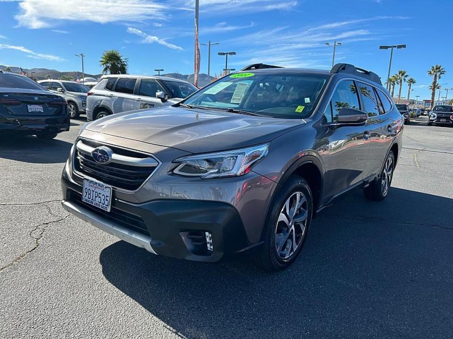 2022 BROWN Subaru Outback (4S4BTANC7N3) with an 4-Cyl 2.5 Liter engine, Automatic CVT w/Lineartronic transmission, located at 412 Auto Vista Drive, Palmdale, 93551, (661) 945-0620, 34.592636, -118.136681 - Photo#3