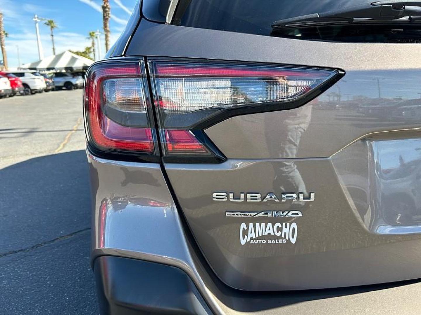 2022 BROWN Subaru Outback (4S4BTANC7N3) with an 4-Cyl 2.5 Liter engine, Automatic CVT w/Lineartronic transmission, located at 412 Auto Vista Drive, Palmdale, 93551, (661) 945-0620, 34.592636, -118.136681 - Photo#16