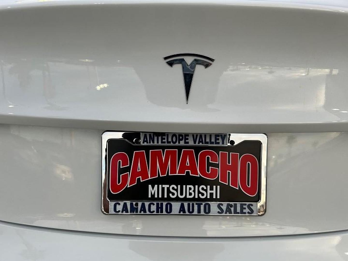 2022 WHITE Tesla Model 3 (5YJ3E1EA3NF) with an AC Electric Motor engine, Single-Speed Fixed Gear transmission, located at 412 Auto Vista Drive, Palmdale, 93551, (661) 945-0620, 34.592636, -118.136681 - Photo#11