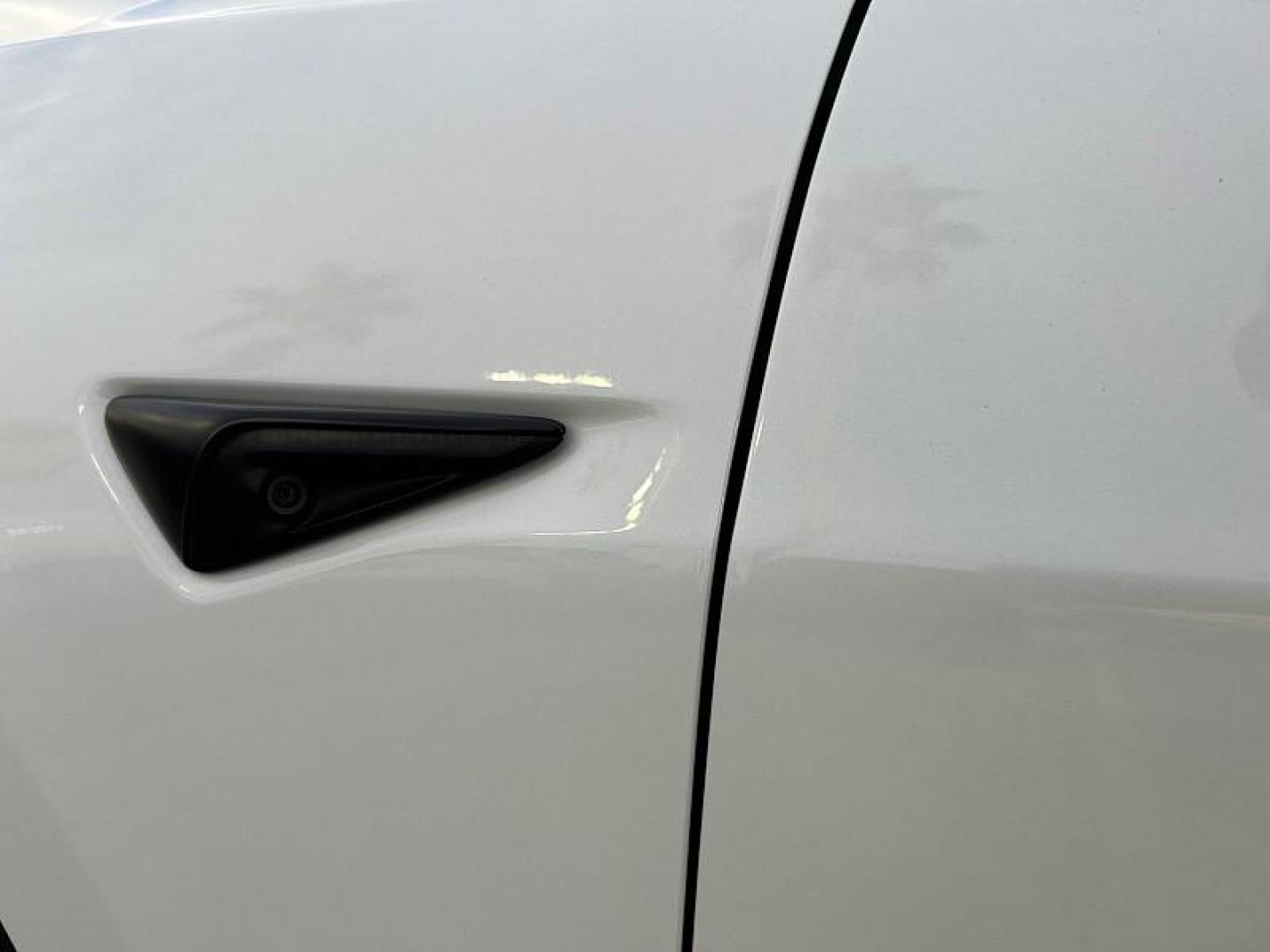 2022 WHITE Tesla Model 3 (5YJ3E1EA3NF) with an AC Electric Motor engine, Single-Speed Fixed Gear transmission, located at 412 Auto Vista Drive, Palmdale, 93551, (661) 945-0620, 34.592636, -118.136681 - Photo#14