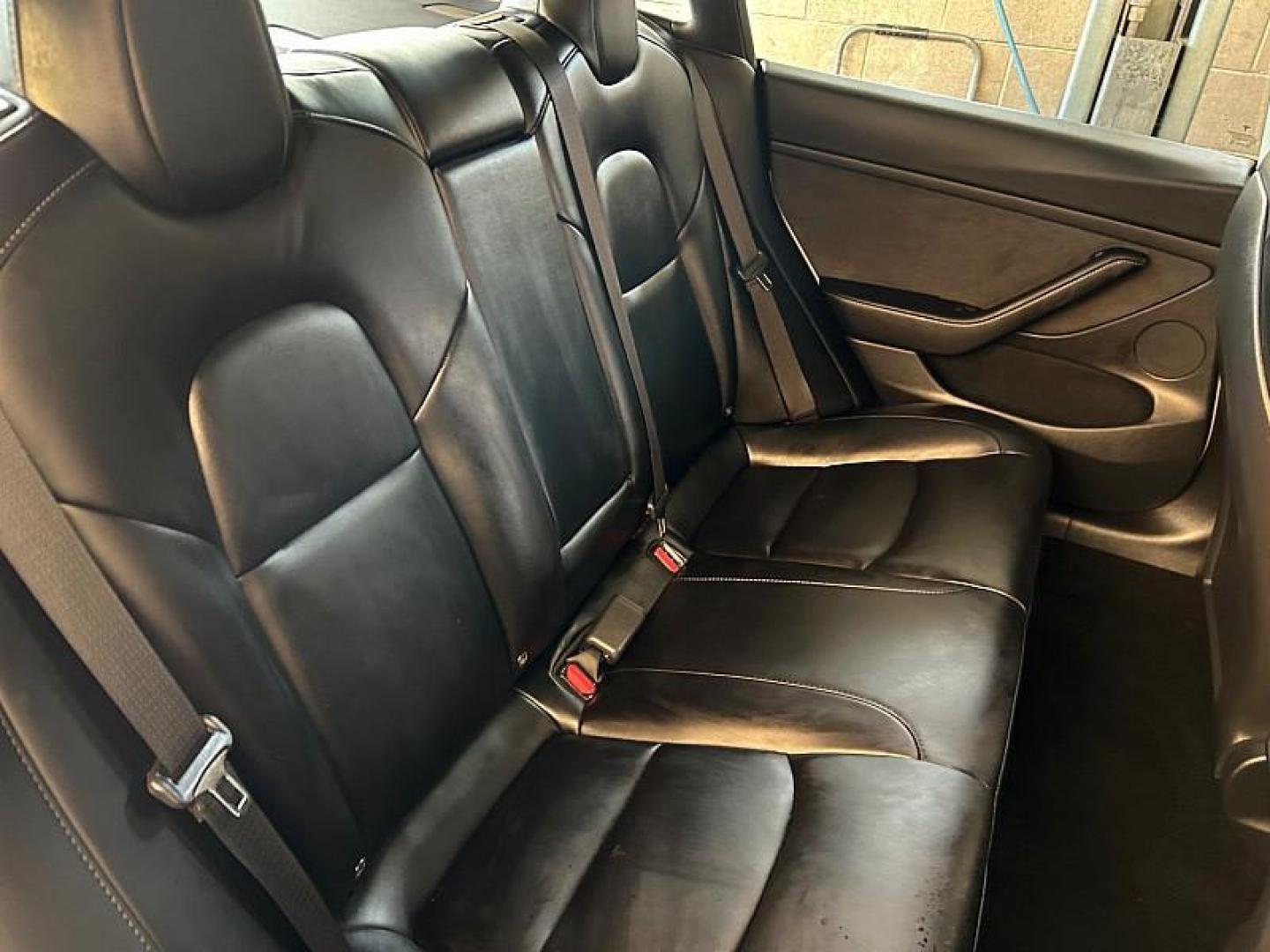 2022 WHITE Tesla Model 3 (5YJ3E1EA3NF) with an AC Electric Motor engine, Single-Speed Fixed Gear transmission, located at 412 Auto Vista Drive, Palmdale, 93551, (661) 945-0620, 34.592636, -118.136681 - Photo#26