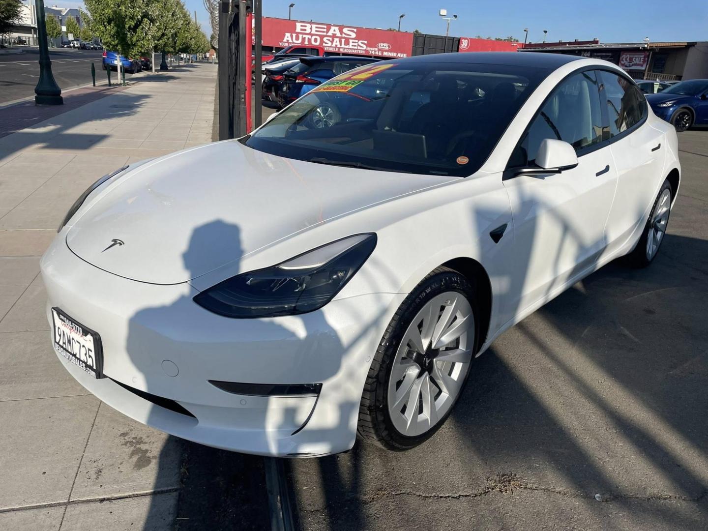 2022 Tesla Model 3 Long Range (5YJ3E1EB5NF) with an ELECTRIC engine, 1A transmission, located at 744 E Miner Ave, Stockton, CA, 95202, (209) 944-5770, 37.956863, -121.282082 - PLUS TAXES AND FEES NO CHARGER AVAILABLE - Photo#2