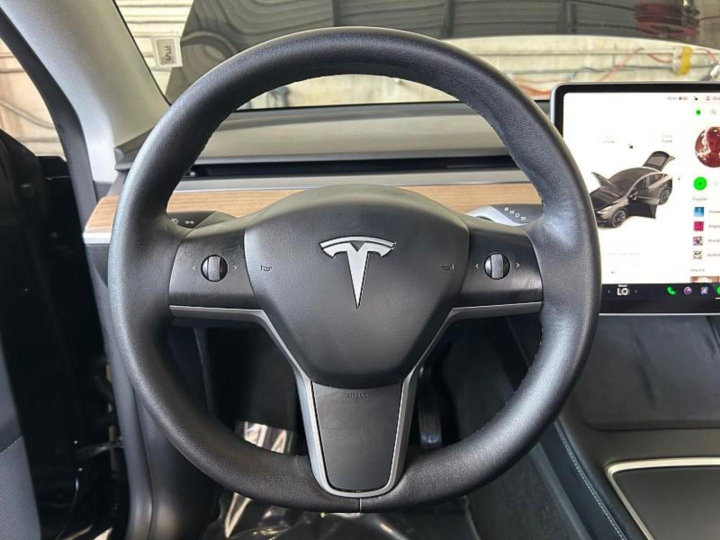 2022 BLACK Tesla Model Y (7SAYGDEE3NF) with an Dual AC Electric Motors engine, Single-Speed Fixed Gear transmission, located at 412 Auto Vista Drive, Palmdale, 93551, (661) 945-0620, 34.592636, -118.136681 - Photo#18