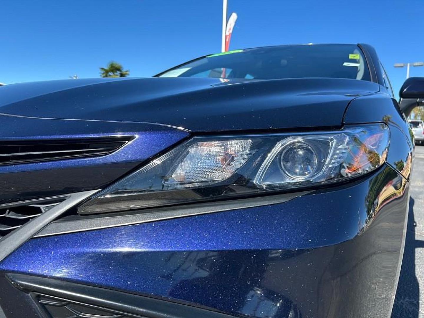 2022 BLUE Toyota Camry (4T1G11AK4NU) with an 4-Cyl 2.5 Liter engine, Automatic 8-Spd w/Sequential Shift transmission, located at 412 Auto Vista Drive, Palmdale, 93551, (661) 945-0620, 34.592636, -118.136681 - Photo#9