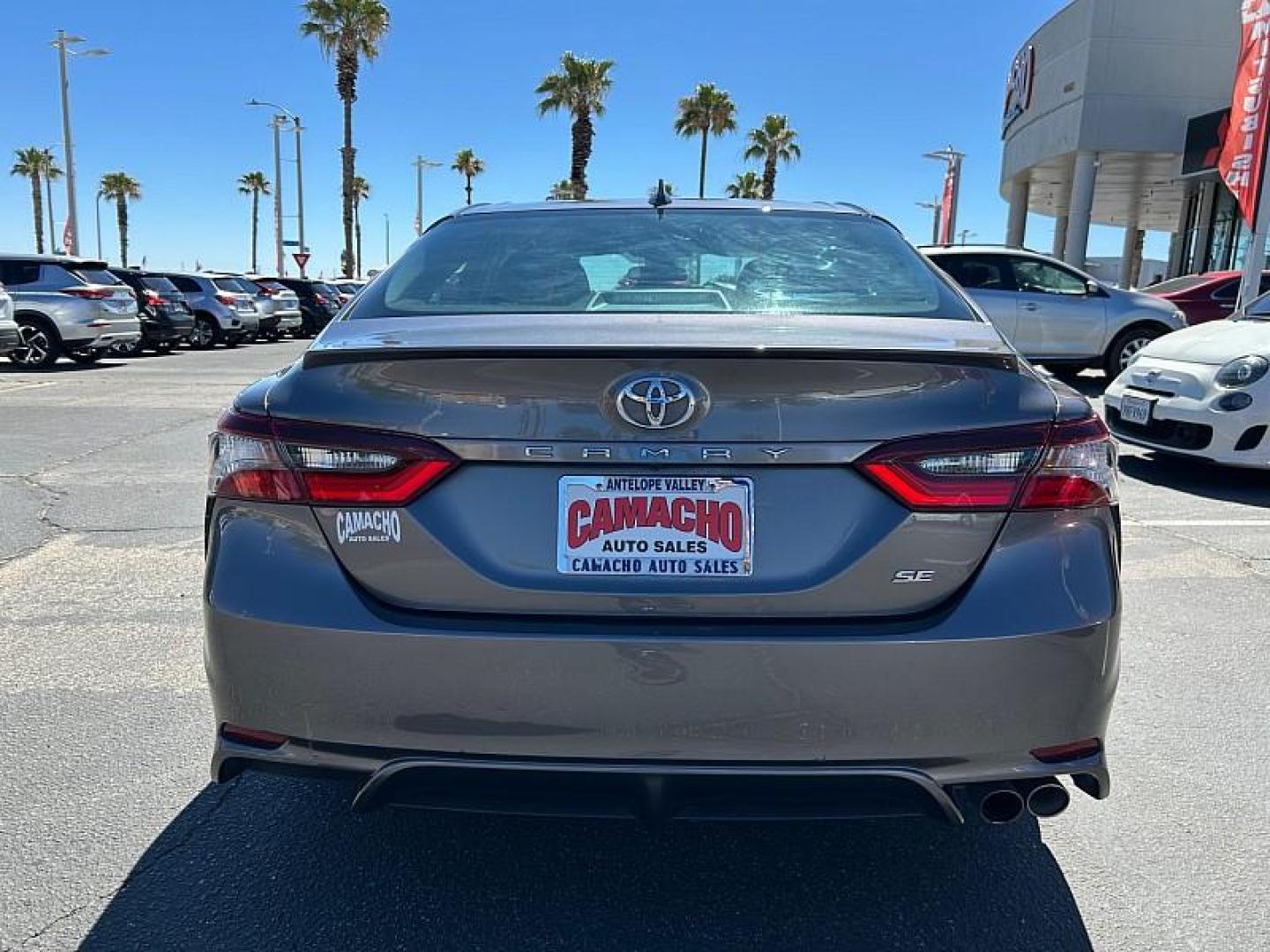 2022 GRAY Toyota Camry (4T1G11AK9NU) with an 4-Cyl 2.5 Liter engine, Automatic 8-Spd w/Sequential Shift transmission, located at 412 Auto Vista Drive, Palmdale, 93551, (661) 945-0620, 34.592636, -118.136681 - Photo#4