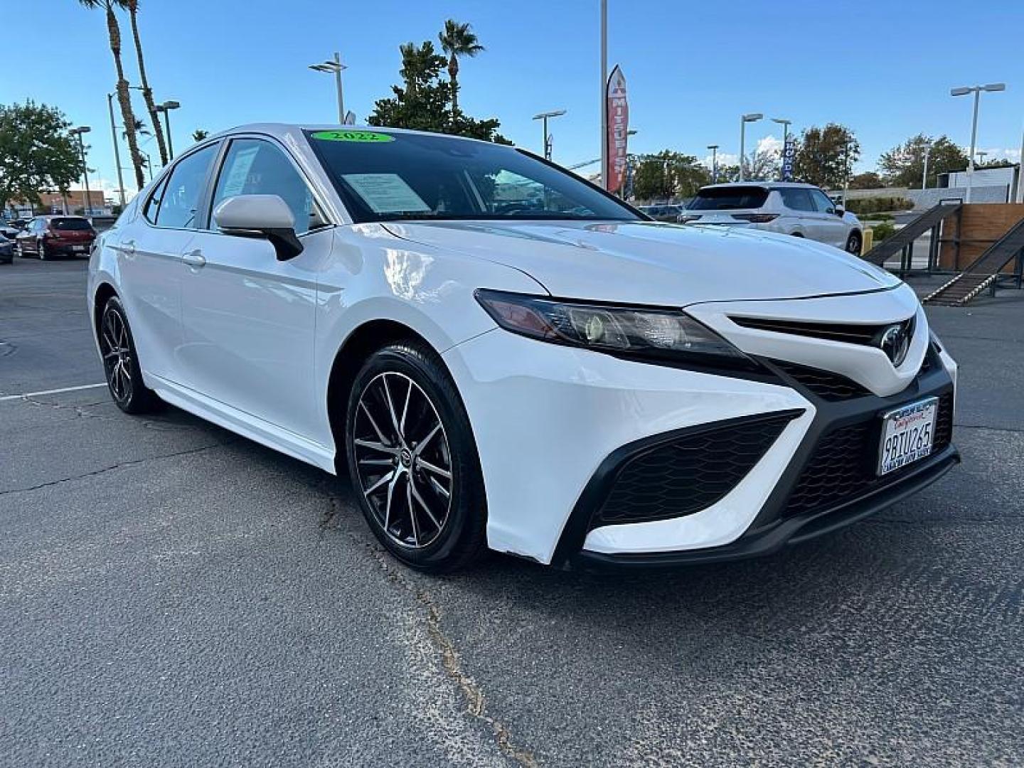 2022 WHITE Toyota Camry (4T1G11AK4NU) with an 4-Cyl 2.5 Liter engine, Automatic 8-Spd w/Sequential Shift transmission, located at 412 Auto Vista Drive, Palmdale, 93551, (661) 945-0620, 34.592636, -118.136681 - Photo#0