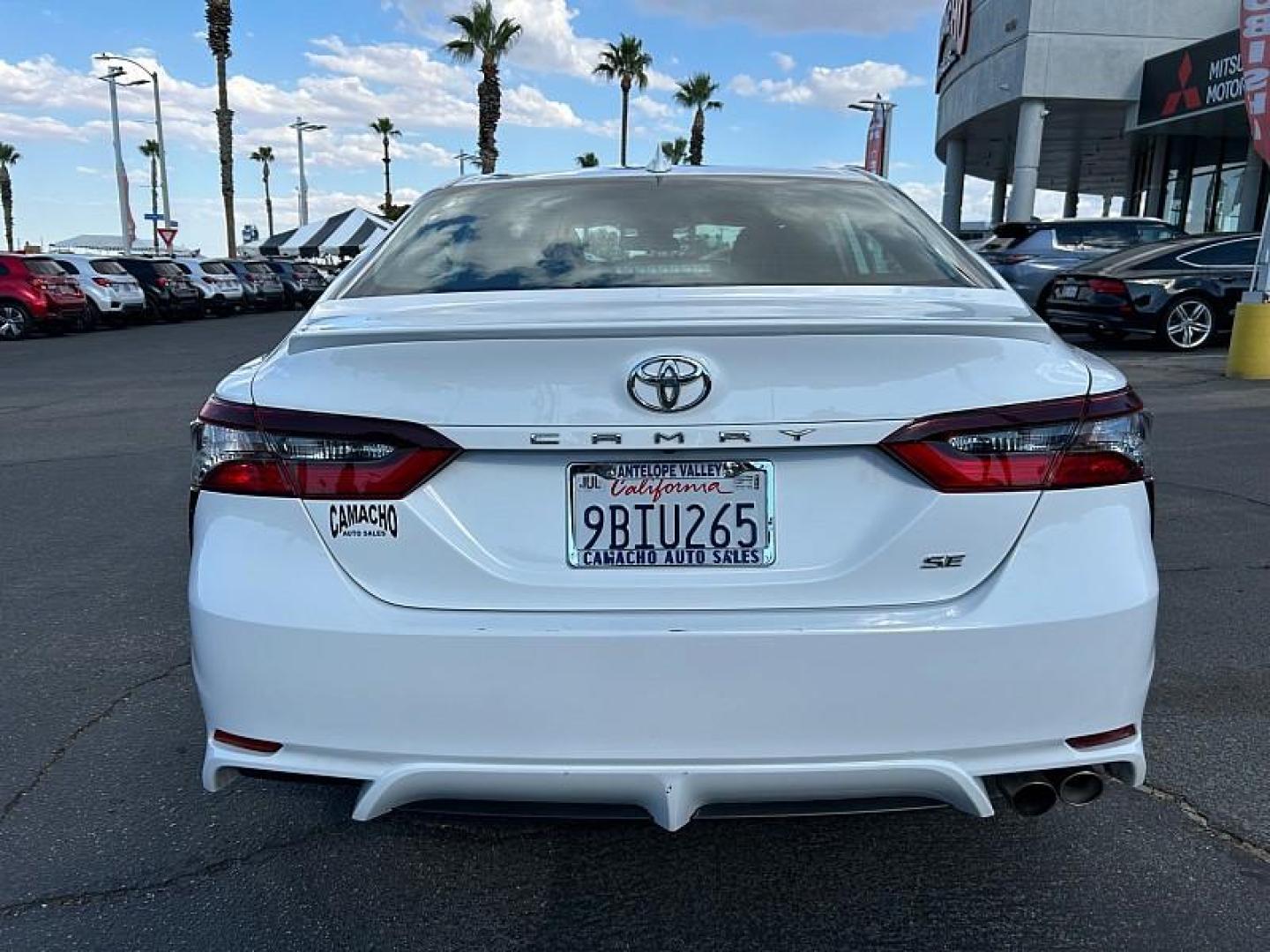 2022 WHITE Toyota Camry (4T1G11AK4NU) with an 4-Cyl 2.5 Liter engine, Automatic 8-Spd w/Sequential Shift transmission, located at 412 Auto Vista Drive, Palmdale, 93551, (661) 945-0620, 34.592636, -118.136681 - Photo#7