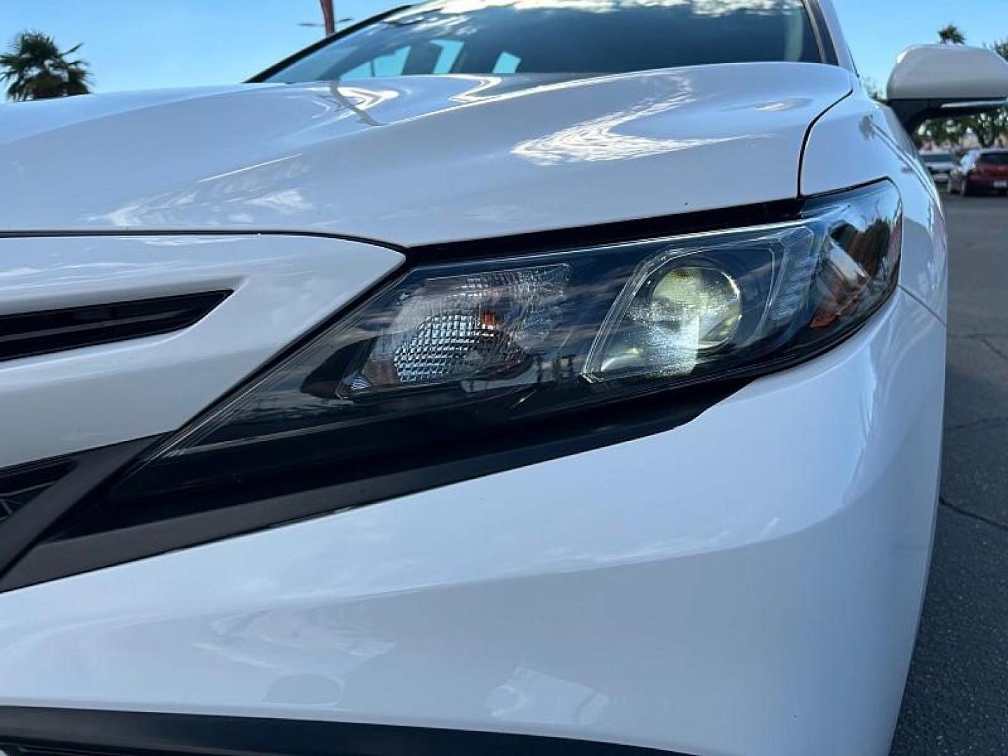 2022 WHITE Toyota Camry (4T1G11AK4NU) with an 4-Cyl 2.5 Liter engine, Automatic 8-Spd w/Sequential Shift transmission, located at 412 Auto Vista Drive, Palmdale, 93551, (661) 945-0620, 34.592636, -118.136681 - Photo#9