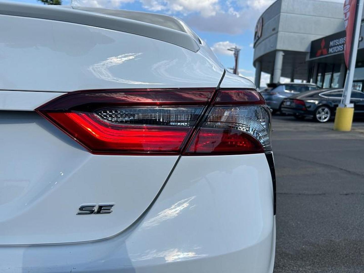 2022 WHITE Toyota Camry (4T1G11AK4NU) with an 4-Cyl 2.5 Liter engine, Automatic 8-Spd w/Sequential Shift transmission, located at 412 Auto Vista Drive, Palmdale, 93551, (661) 945-0620, 34.592636, -118.136681 - Photo#10