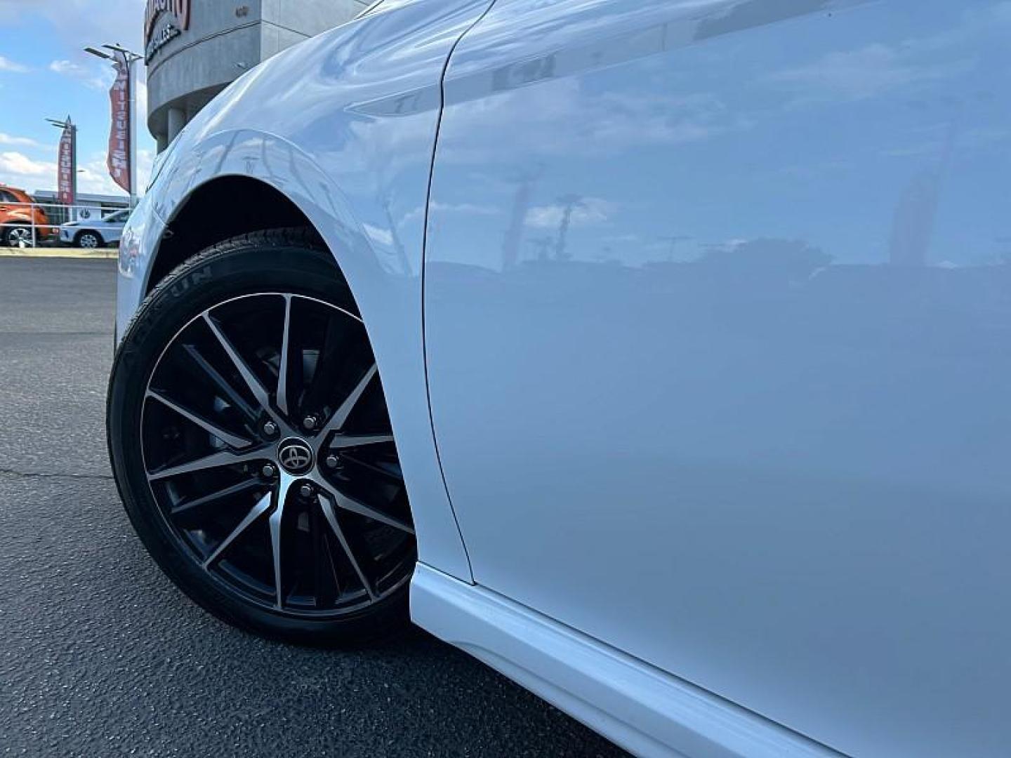 2022 WHITE Toyota Camry (4T1G11AK4NU) with an 4-Cyl 2.5 Liter engine, Automatic 8-Spd w/Sequential Shift transmission, located at 412 Auto Vista Drive, Palmdale, 93551, (661) 945-0620, 34.592636, -118.136681 - Photo#14