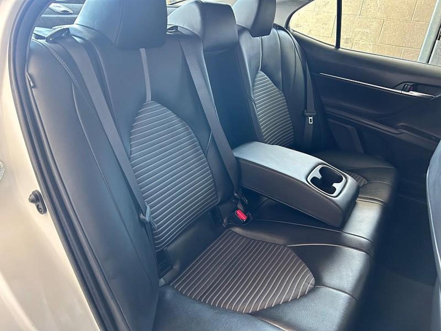 2022 WHITE Toyota Camry (4T1G11AK4NU) with an 4-Cyl 2.5 Liter engine, Automatic 8-Spd w/Sequential Shift transmission, located at 412 Auto Vista Drive, Palmdale, 93551, (661) 945-0620, 34.592636, -118.136681 - Photo#28