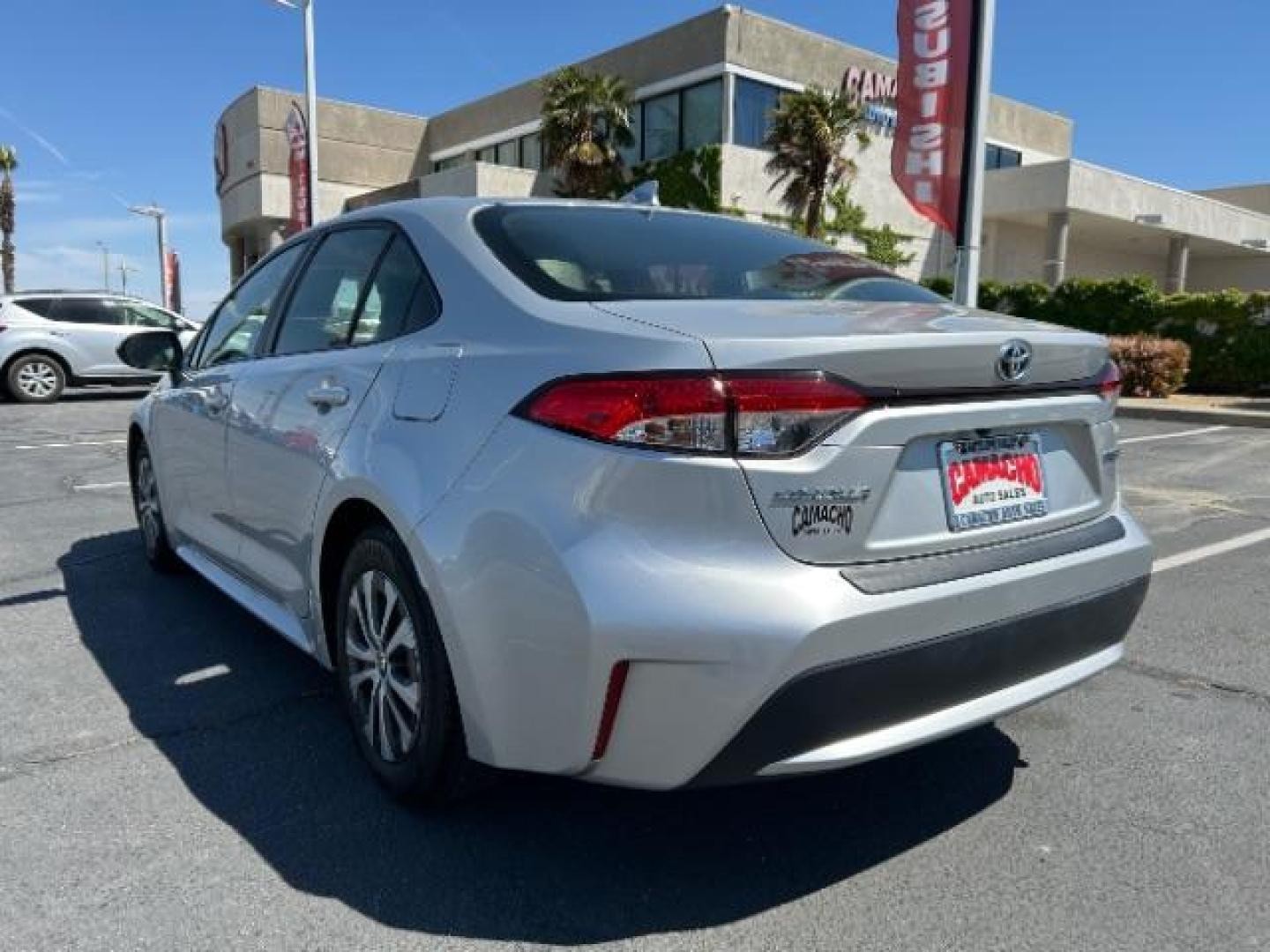 2022 GRAY Toyota Corolla (JTDEAMDEXNJ) with an 4-Cyl Hybrid 1.8 Liter engine, Automatic CVTi transmission, located at 412 Auto Vista Drive, Palmdale, 93551, (661) 945-0620, 34.592636, -118.136681 - Photo#4