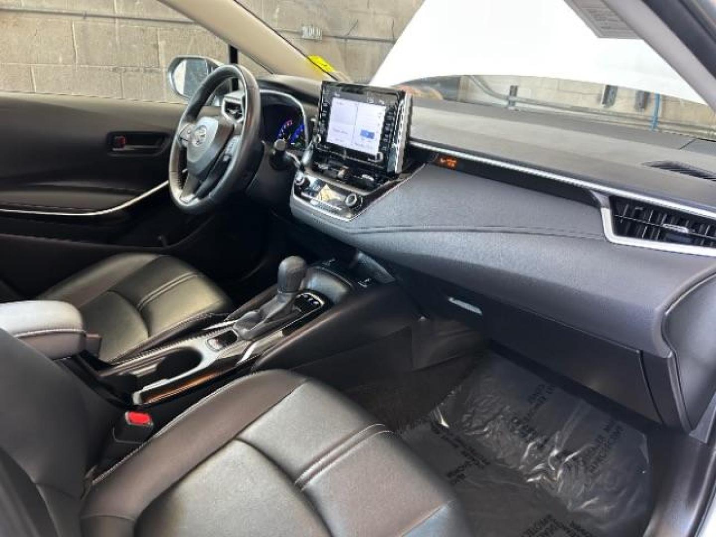 2022 GRAY Toyota Corolla (JTDEAMDEXNJ) with an 4-Cyl Hybrid 1.8 Liter engine, Automatic CVTi transmission, located at 412 Auto Vista Drive, Palmdale, 93551, (661) 945-0620, 34.592636, -118.136681 - Photo#31