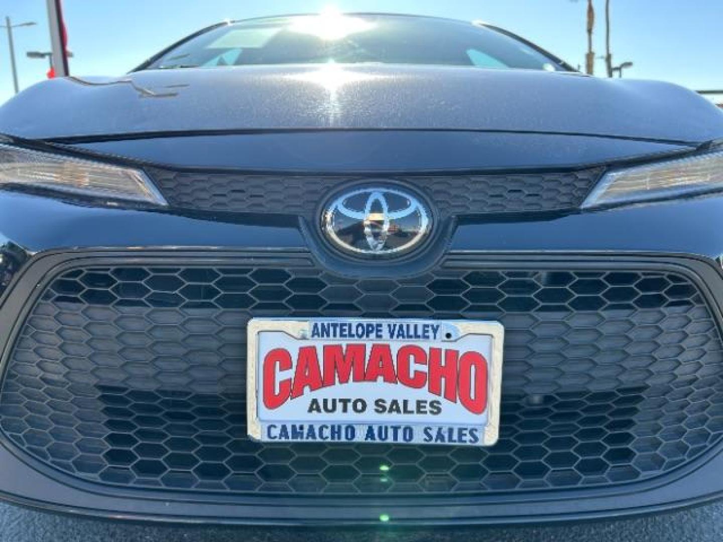 2022 BLACK Toyota Corolla (5YFEPMAE4NP) with an 4-Cyl 1.8 Liter engine, Automatic CVTi-S transmission, located at 412 Auto Vista Drive, Palmdale, 93551, (661) 945-0620, 34.592636, -118.136681 - Photo#8