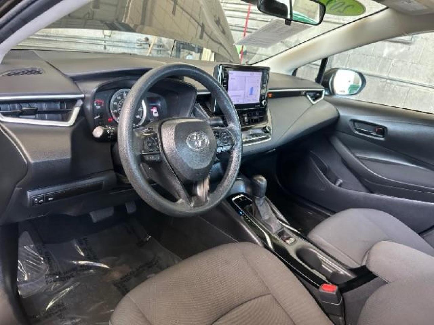 2022 BLACK Toyota Corolla (5YFEPMAE4NP) with an 4-Cyl 1.8 Liter engine, Automatic CVTi-S transmission, located at 412 Auto Vista Drive, Palmdale, 93551, (661) 945-0620, 34.592636, -118.136681 - Photo#21