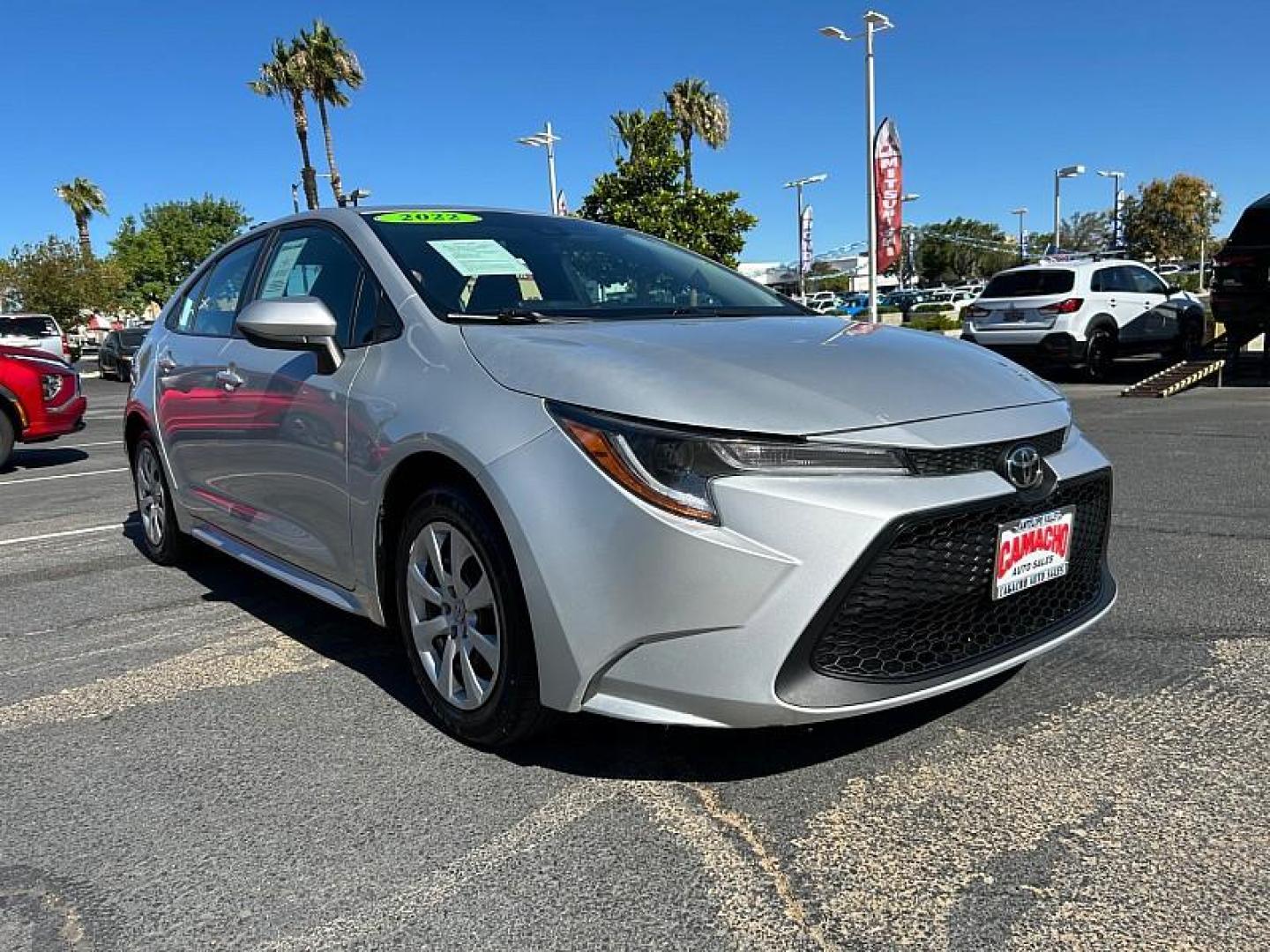 2022 SILVER Toyota Corolla (5YFEPMAE2NP) with an 4-Cyl 1.8 Liter engine, Automatic CVTi-S transmission, located at 412 Auto Vista Drive, Palmdale, 93551, (661) 945-0620, 34.592636, -118.136681 - Photo#0