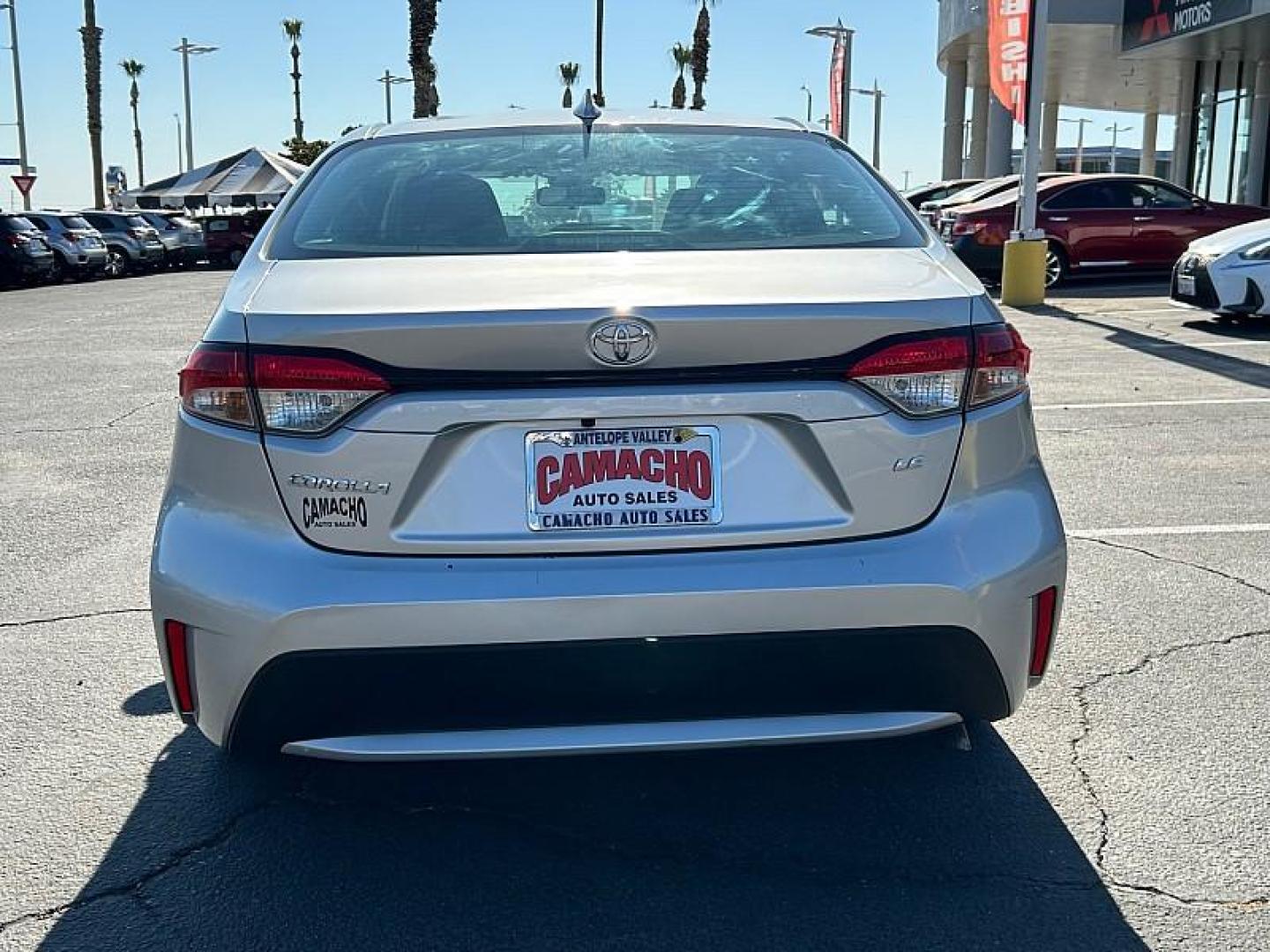 2022 SILVER Toyota Corolla (5YFEPMAE3NP) with an 4-Cyl 1.8 Liter engine, Automatic CVTi-S transmission, located at 412 Auto Vista Drive, Palmdale, 93551, (661) 945-0620, 34.592636, -118.136681 - Photo#22