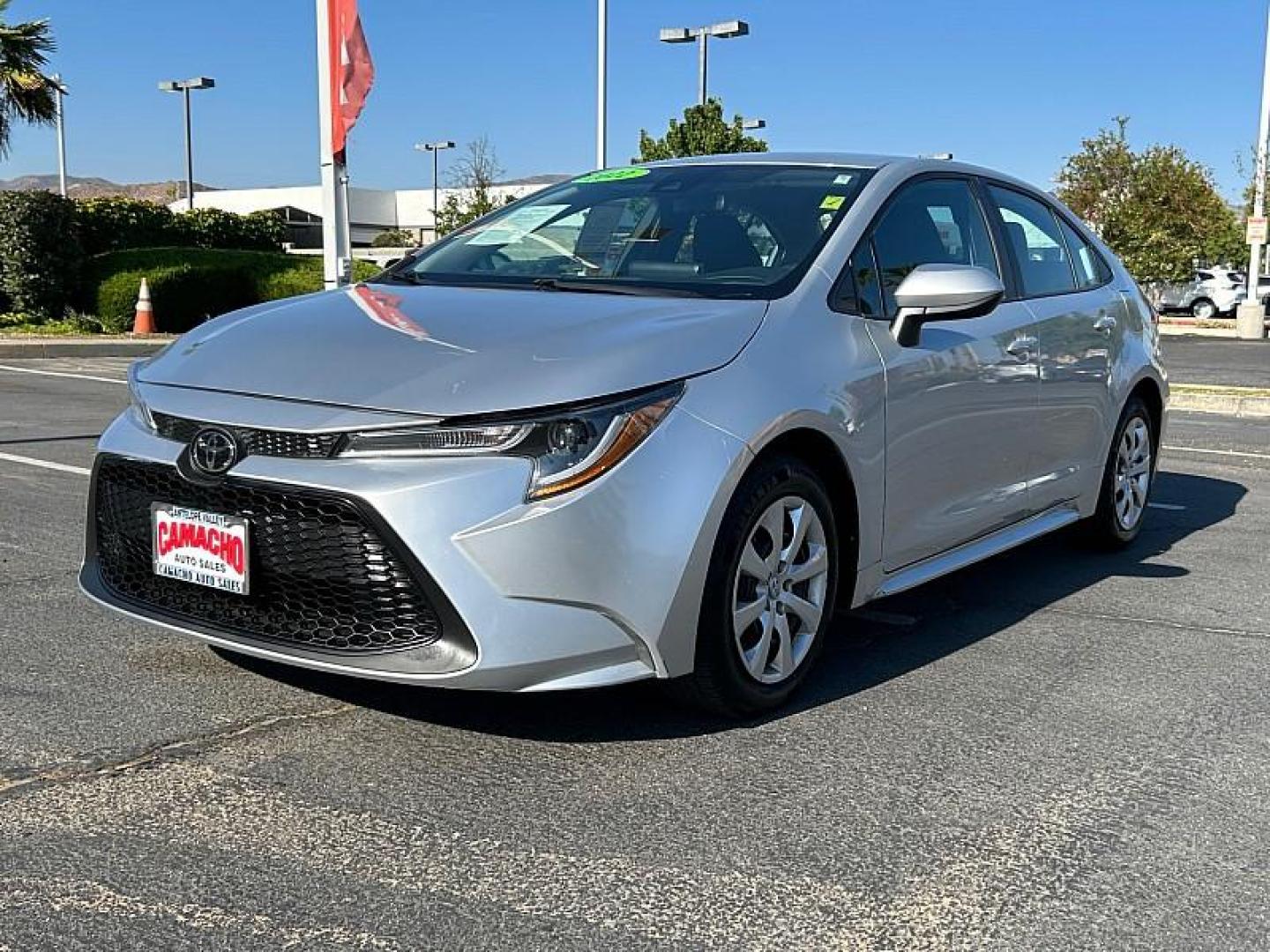 2022 SILVER Toyota Corolla (5YFEPMAE3NP) with an 4-Cyl 1.8 Liter engine, Automatic CVTi-S transmission, located at 412 Auto Vista Drive, Palmdale, 93551, (661) 945-0620, 34.592636, -118.136681 - Photo#25