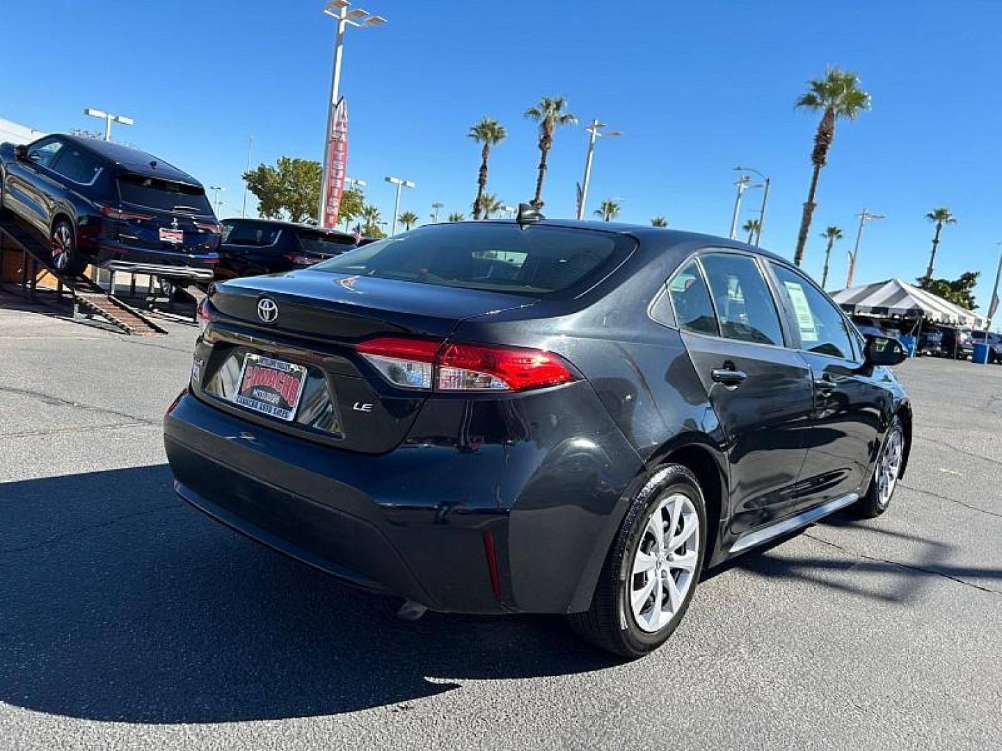2022 BLACK Toyota Corolla (JTDEPMAE9NJ) with an 4-Cyl 1.8 Liter engine, Automatic CVTi-S transmission, located at 412 Auto Vista Drive, Palmdale, 93551, (661) 945-0620, 34.592636, -118.136681 - Photo#2