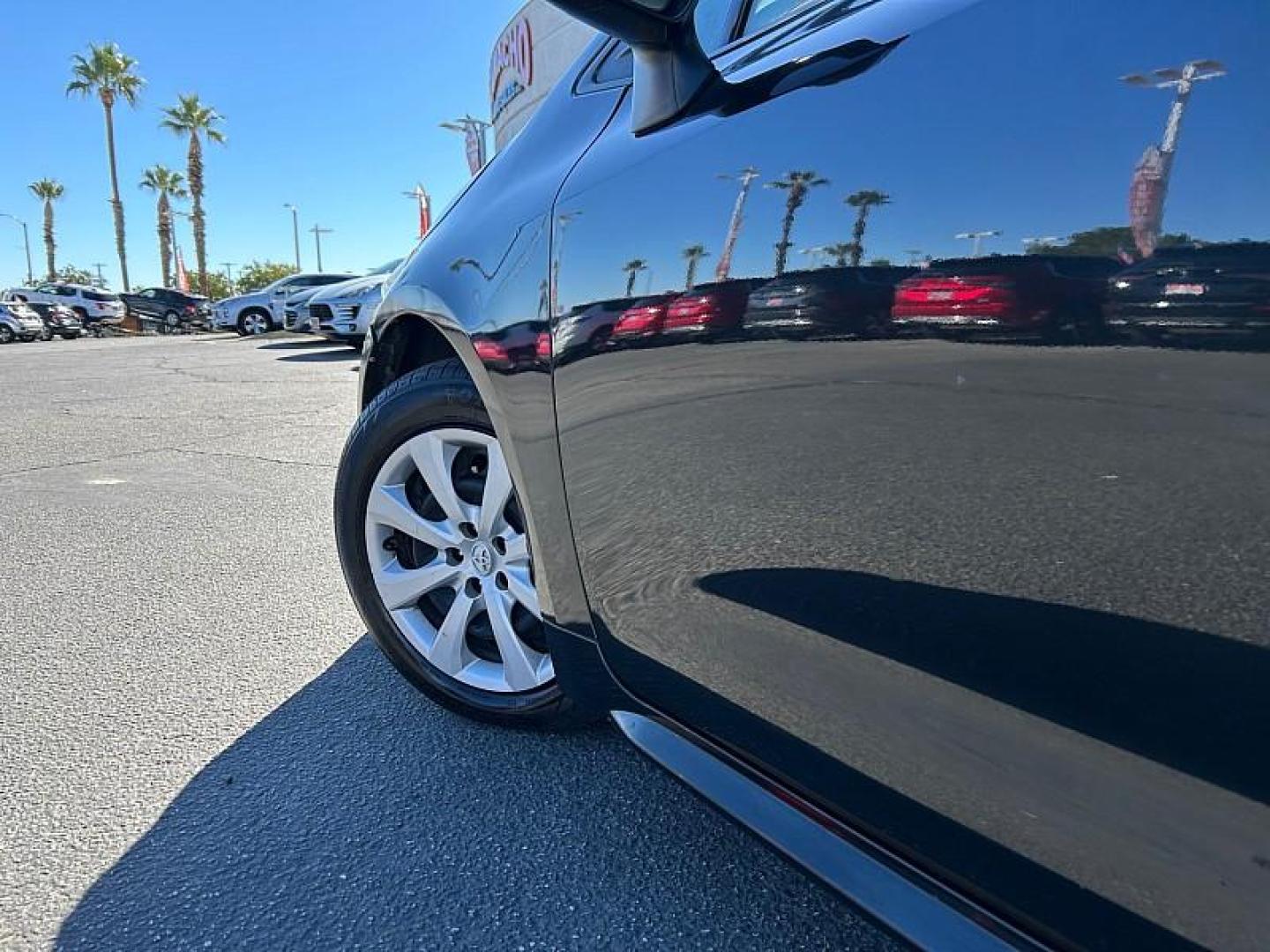 2022 BLACK Toyota Corolla (JTDEPMAE9NJ) with an 4-Cyl 1.8 Liter engine, Automatic CVTi-S transmission, located at 412 Auto Vista Drive, Palmdale, 93551, (661) 945-0620, 34.592636, -118.136681 - Photo#7