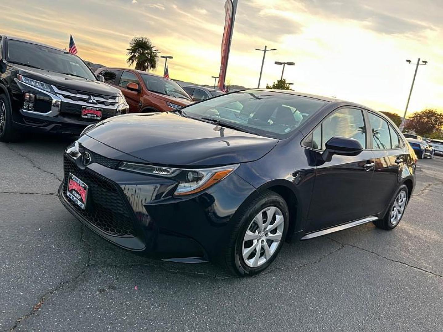 2022 BLUE Toyota Corolla (5YFEPMAE9NP) with an 4-Cyl 1.8 Liter engine, Automatic CVTi-S transmission, located at 412 Auto Vista Drive, Palmdale, 93551, (661) 945-0620, 34.592636, -118.136681 - Photo#4