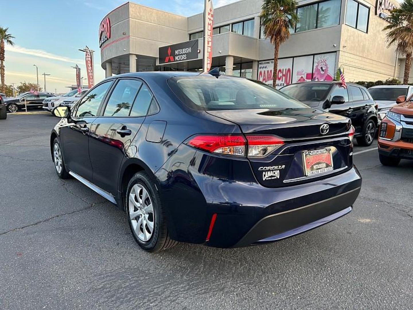2022 BLUE Toyota Corolla (5YFEPMAE9NP) with an 4-Cyl 1.8 Liter engine, Automatic CVTi-S transmission, located at 412 Auto Vista Drive, Palmdale, 93551, (661) 945-0620, 34.592636, -118.136681 - Photo#8
