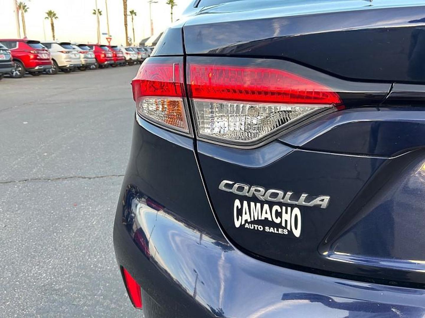 2022 BLUE Toyota Corolla (5YFEPMAE9NP) with an 4-Cyl 1.8 Liter engine, Automatic CVTi-S transmission, located at 412 Auto Vista Drive, Palmdale, 93551, (661) 945-0620, 34.592636, -118.136681 - Photo#17