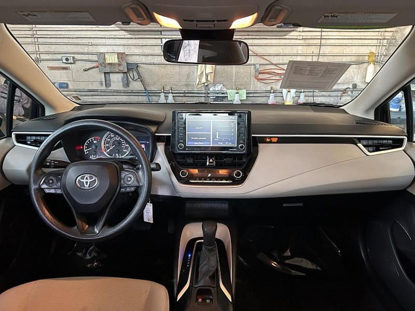 2022 BLUE Toyota Corolla (5YFEPMAE9NP) with an 4-Cyl 1.8 Liter engine, Automatic CVTi-S transmission, located at 412 Auto Vista Drive, Palmdale, 93551, (661) 945-0620, 34.592636, -118.136681 - Photo#20