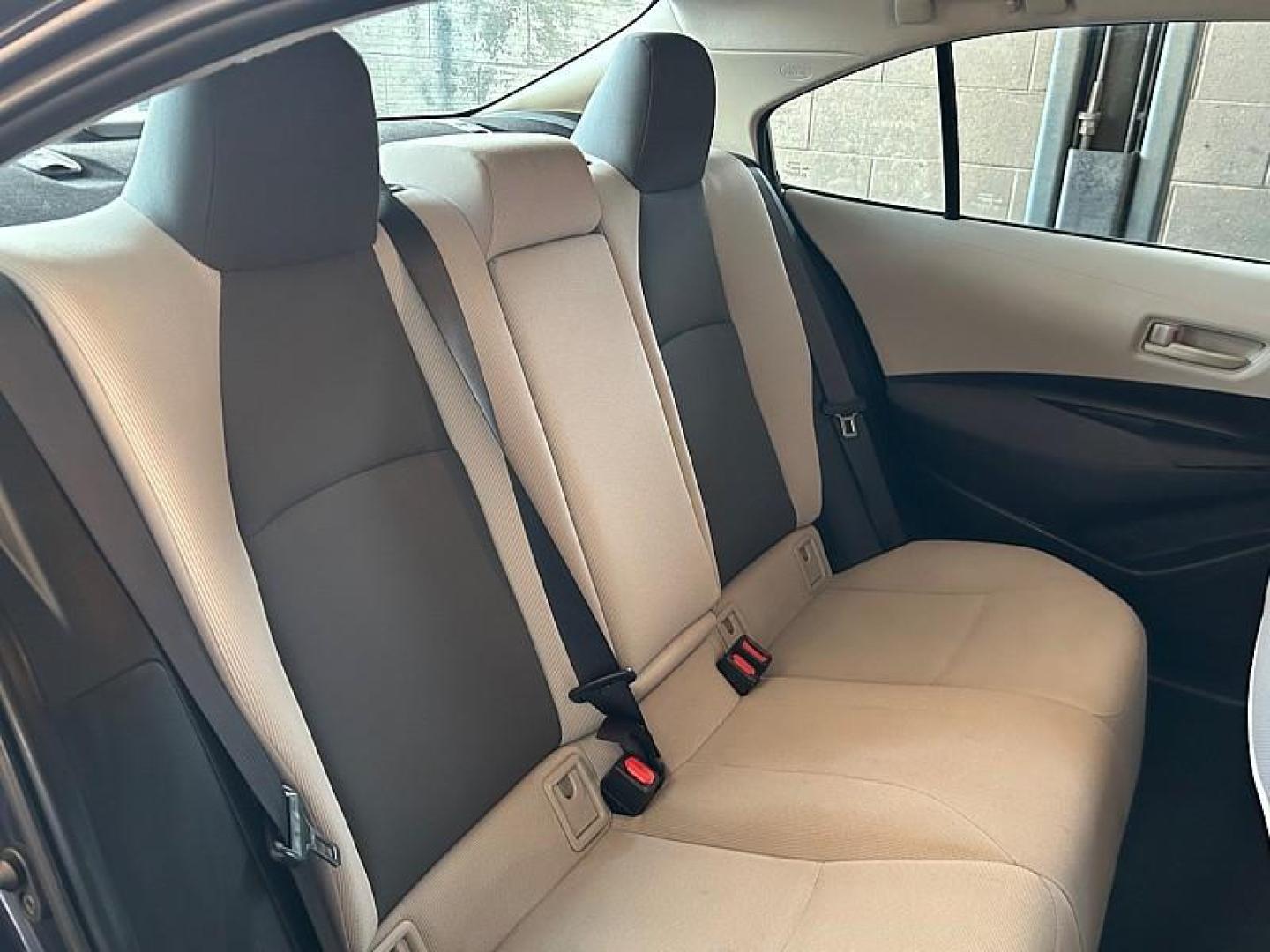 2022 BLUE Toyota Corolla (5YFEPMAE9NP) with an 4-Cyl 1.8 Liter engine, Automatic CVTi-S transmission, located at 412 Auto Vista Drive, Palmdale, 93551, (661) 945-0620, 34.592636, -118.136681 - Photo#29