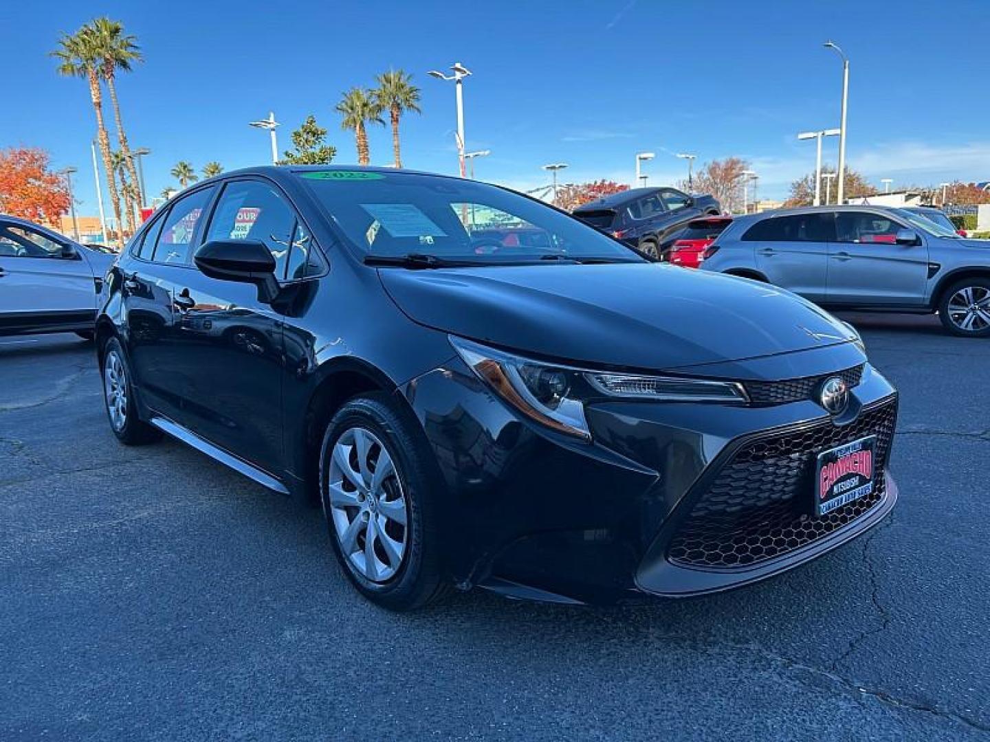 2022 BLACK Toyota Corolla (5YFEPMAE9NP) with an 4-Cyl 1.8 Liter engine, Automatic CVTi-S transmission, located at 412 Auto Vista Drive, Palmdale, 93551, (661) 945-0620, 34.592636, -118.136681 - Photo#1