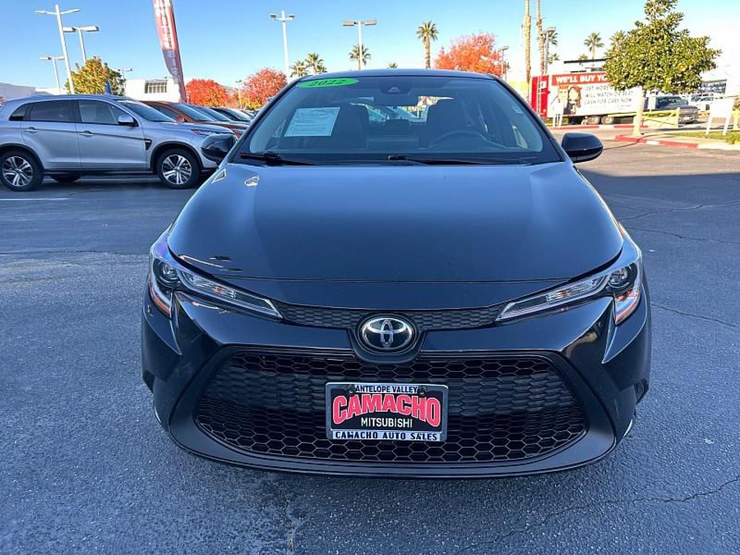 2022 BLACK Toyota Corolla (5YFEPMAE9NP) with an 4-Cyl 1.8 Liter engine, Automatic CVTi-S transmission, located at 412 Auto Vista Drive, Palmdale, 93551, (661) 945-0620, 34.592636, -118.136681 - Photo#2