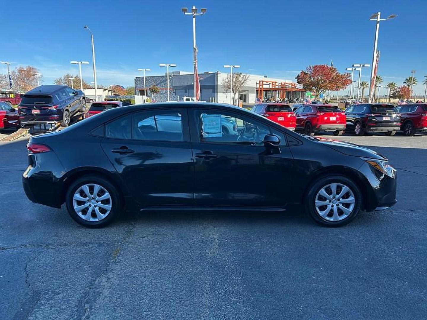 2022 BLACK Toyota Corolla (5YFEPMAE9NP) with an 4-Cyl 1.8 Liter engine, Automatic CVTi-S transmission, located at 412 Auto Vista Drive, Palmdale, 93551, (661) 945-0620, 34.592636, -118.136681 - Photo#10