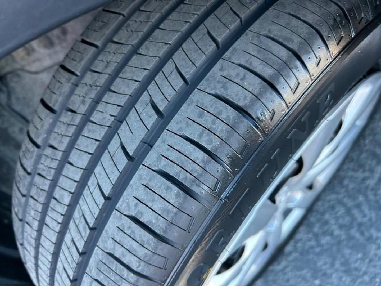 2022 BLACK Toyota Corolla (5YFEPMAE9NP) with an 4-Cyl 1.8 Liter engine, Automatic CVTi-S transmission, located at 412 Auto Vista Drive, Palmdale, 93551, (661) 945-0620, 34.592636, -118.136681 - Photo#11