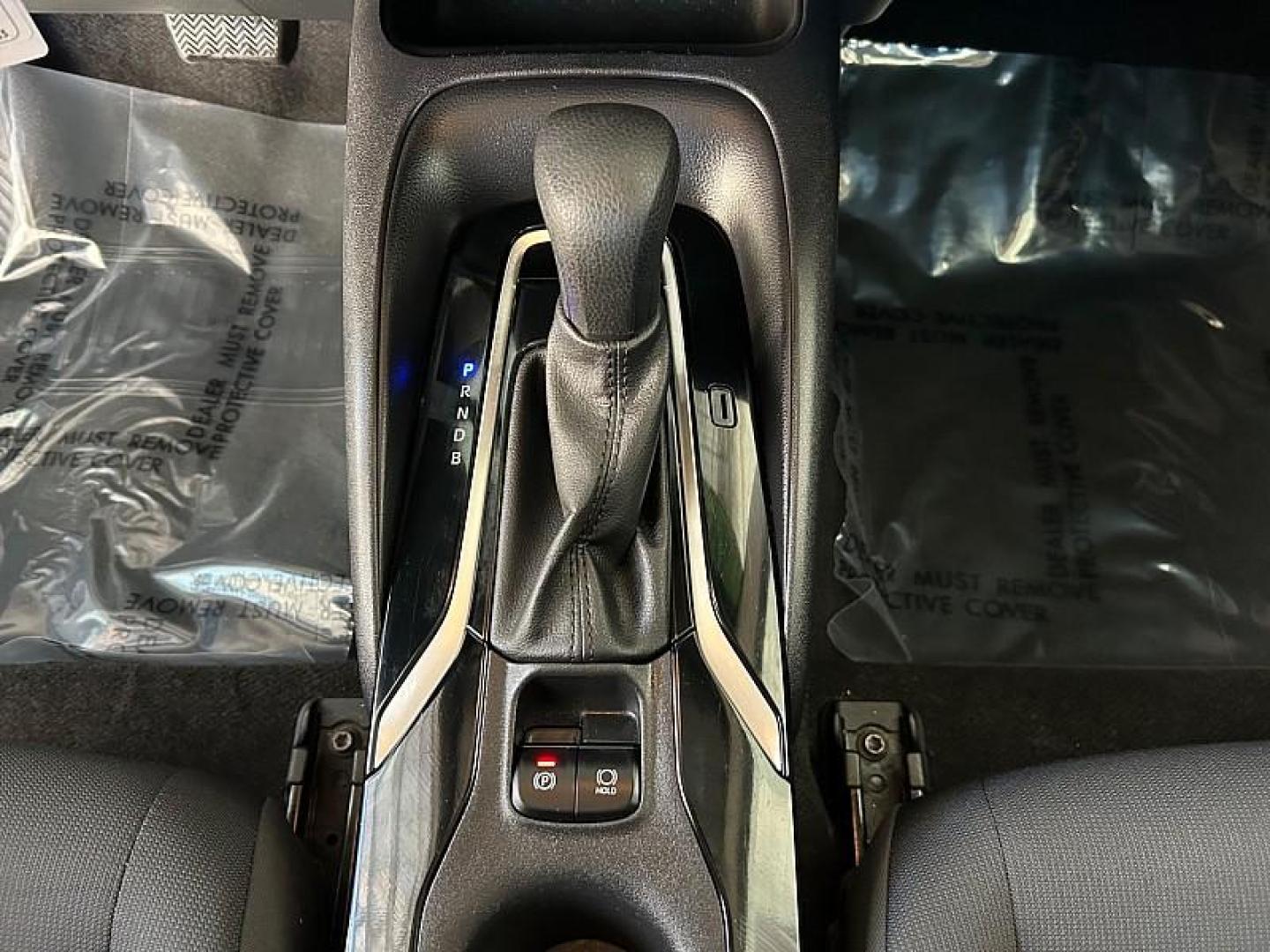 2022 BLACK Toyota Corolla (5YFEPMAE9NP) with an 4-Cyl 1.8 Liter engine, Automatic CVTi-S transmission, located at 412 Auto Vista Drive, Palmdale, 93551, (661) 945-0620, 34.592636, -118.136681 - Photo#23