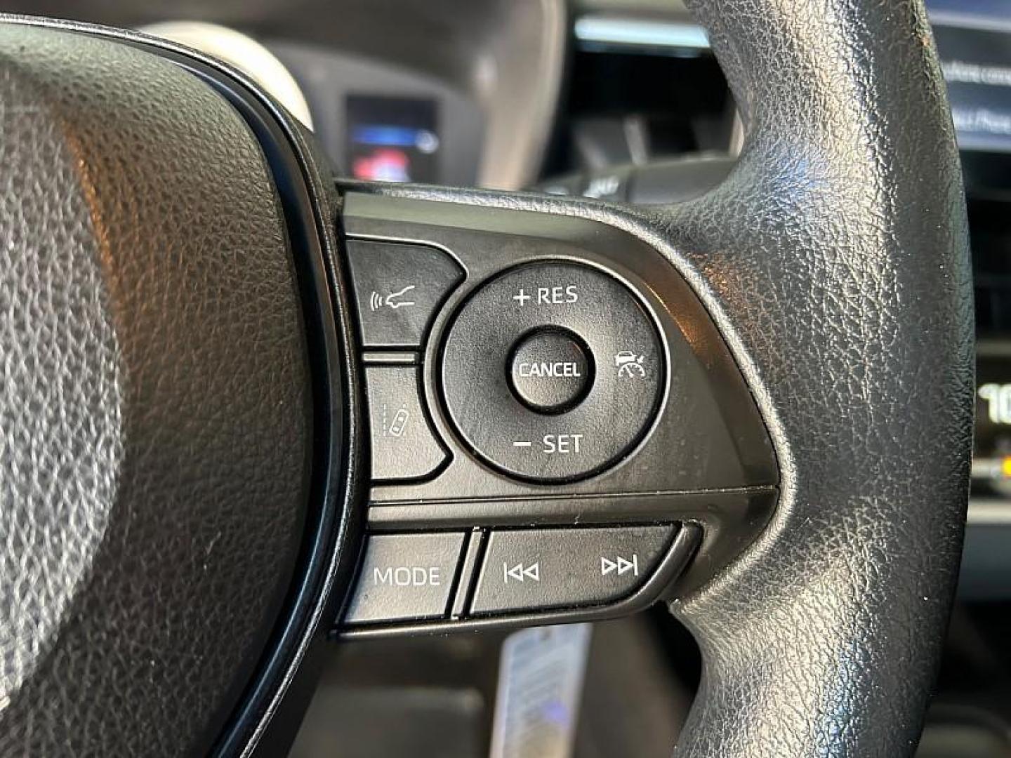 2022 BLACK Toyota Corolla (5YFEPMAE9NP) with an 4-Cyl 1.8 Liter engine, Automatic CVTi-S transmission, located at 412 Auto Vista Drive, Palmdale, 93551, (661) 945-0620, 34.592636, -118.136681 - Photo#26