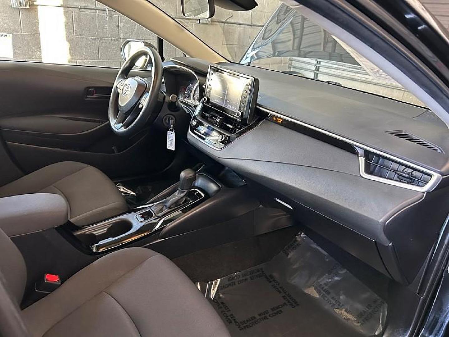 2022 BLACK Toyota Corolla (5YFEPMAE9NP) with an 4-Cyl 1.8 Liter engine, Automatic CVTi-S transmission, located at 412 Auto Vista Drive, Palmdale, 93551, (661) 945-0620, 34.592636, -118.136681 - Photo#28