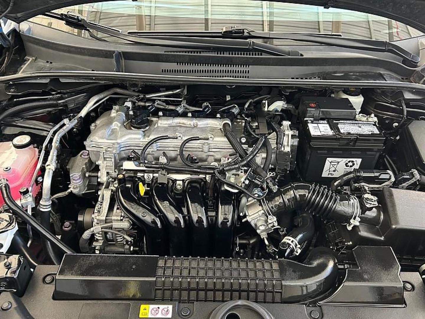 2022 BLACK Toyota Corolla (5YFEPMAE9NP) with an 4-Cyl 1.8 Liter engine, Automatic CVTi-S transmission, located at 412 Auto Vista Drive, Palmdale, 93551, (661) 945-0620, 34.592636, -118.136681 - Photo#30