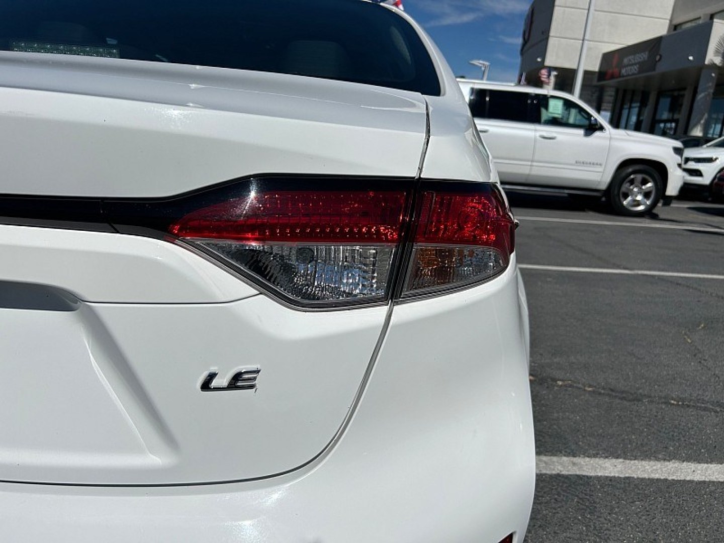2022 White Toyota Corolla (5YFEPMAE4NP) with an 4-Cyl 1.8 Liter engine, Automatic CVTi-S transmission, located at 412 Auto Vista Drive, Palmdale, 93551, (661) 945-0620, 34.592636, -118.136681- Photo#14
