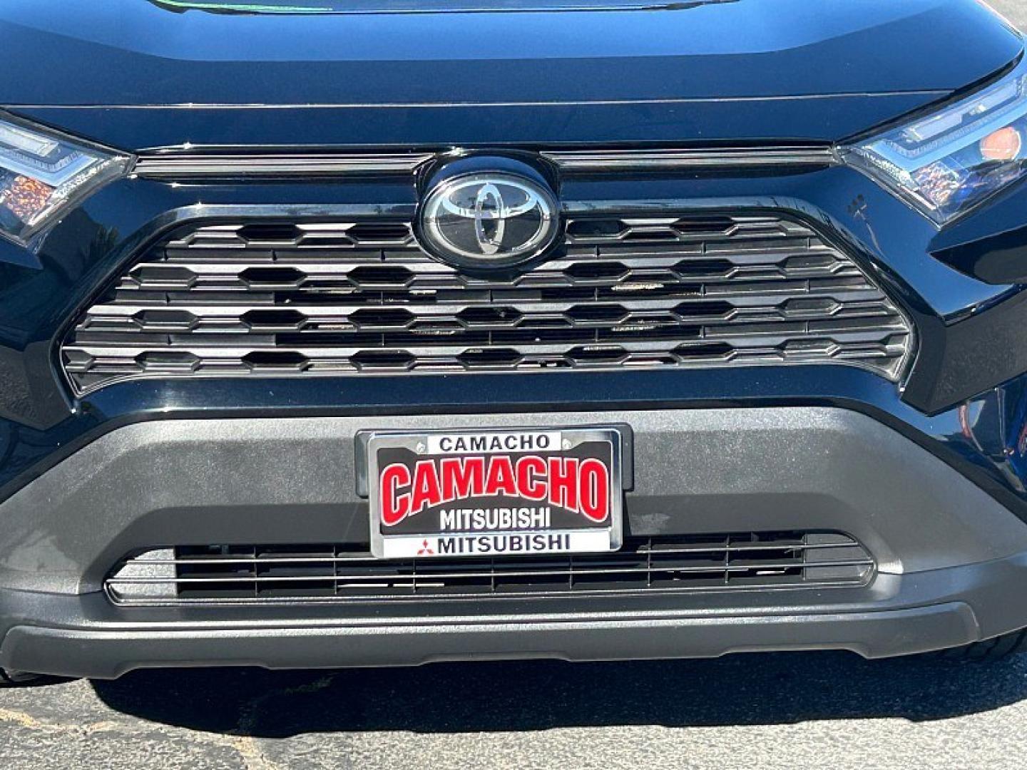 2022 BLACK Toyota RAV4 (2T3A1RFV1NC) with an 4-Cyl 2.5 Liter engine, Automatic 8-Spd w/Direct transmission, located at 412 Auto Vista Drive, Palmdale, 93551, (661) 945-0620, 34.592636, -118.136681- Photo#7