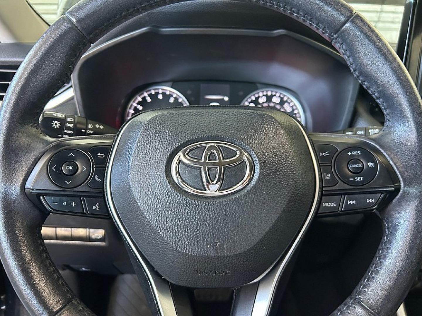 2022 BLACK Toyota RAV4 (2T3A1RFV1NC) with an 4-Cyl 2.5 Liter engine, Automatic 8-Spd w/Direct transmission, located at 412 Auto Vista Drive, Palmdale, 93551, (661) 945-0620, 34.592636, -118.136681- Photo#24