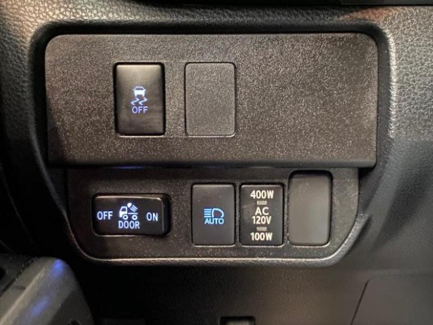 2022 WHITE Toyota Tacoma 2WD (3TMAZ5CN4NM) with an V6 3.5 Liter engine, Automatic 6-Spd transmission, located at 412 Auto Vista Drive, Palmdale, 93551, (661) 945-0620, 34.592636, -118.136681 - Photo#29