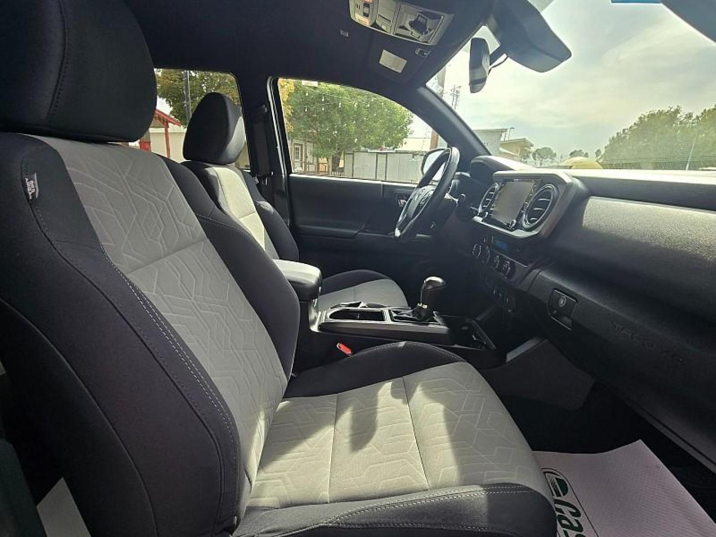 2022 GRAY Toyota Tacoma 4WD (3TMCZ5ANXNM) with an V6 3.5 Liter engine, Automatic 6-Spd transmission, located at 246 E Walker St., Orland, 95963, (530) 865-5800, 39.747589, -122.178398 - Photo#17