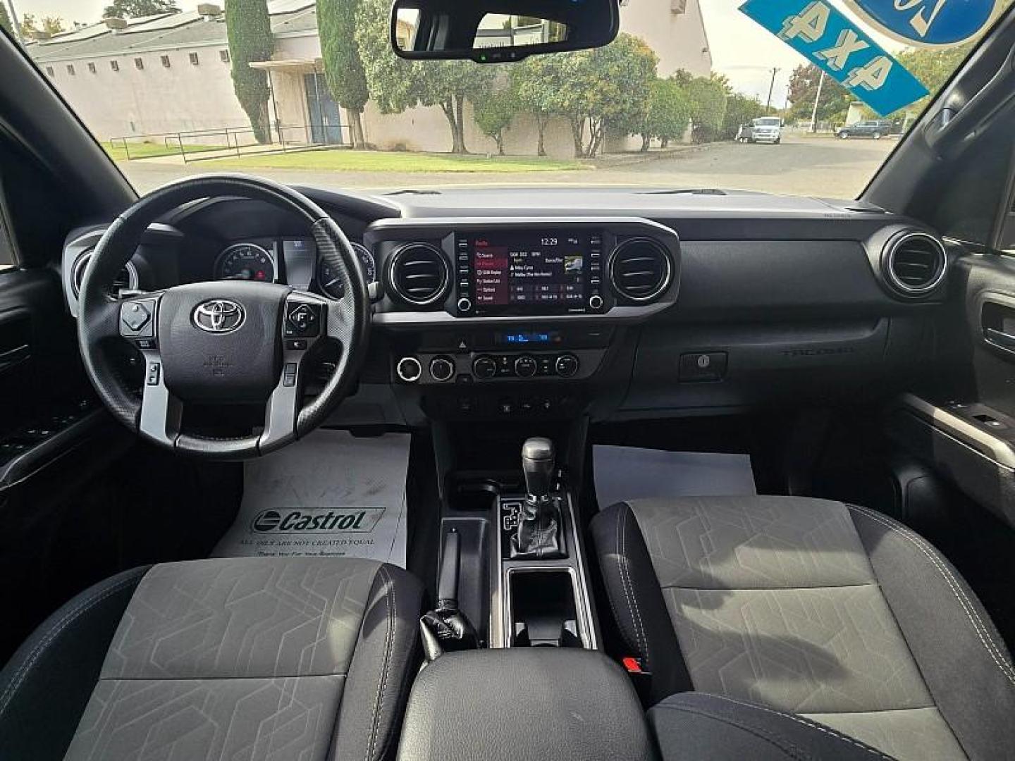 2022 GRAY Toyota Tacoma 4WD (3TMCZ5ANXNM) with an V6 3.5 Liter engine, Automatic 6-Spd transmission, located at 246 E Walker St., Orland, 95963, (530) 865-5800, 39.747589, -122.178398 - Photo#19