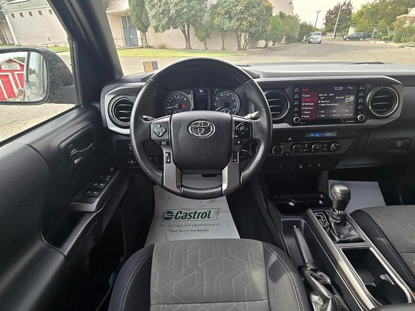 2022 GRAY Toyota Tacoma 4WD (3TMCZ5ANXNM) with an V6 3.5 Liter engine, Automatic 6-Spd transmission, located at 246 E Walker St., Orland, 95963, (530) 865-5800, 39.747589, -122.178398 - Photo#20