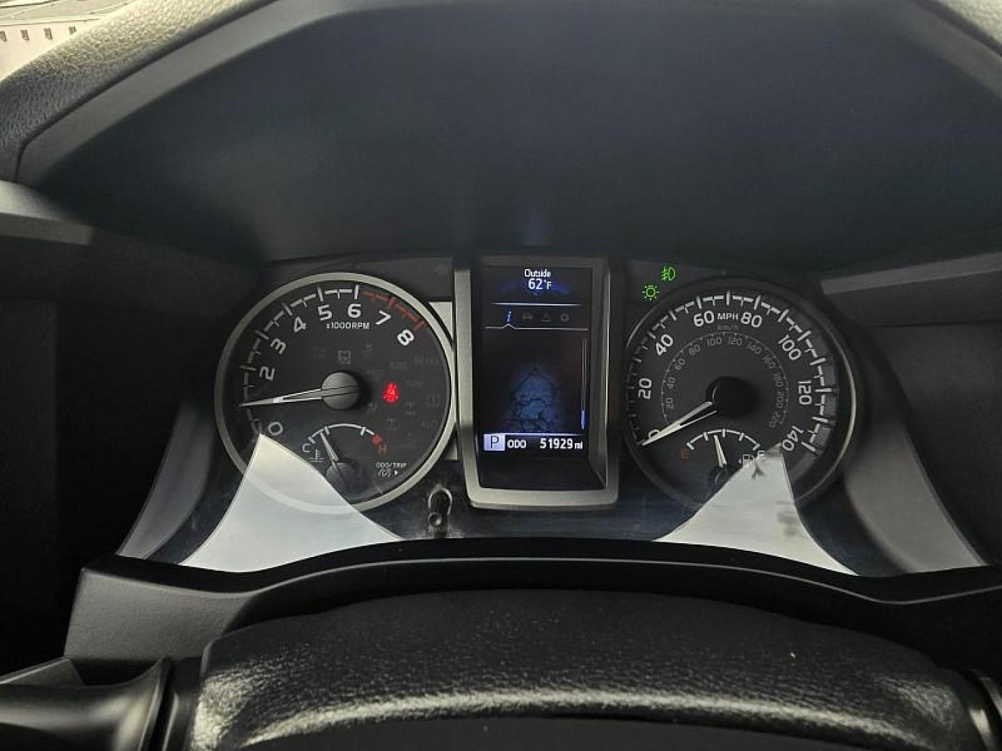 2022 GRAY Toyota Tacoma 4WD (3TMCZ5ANXNM) with an V6 3.5 Liter engine, Automatic 6-Spd transmission, located at 246 E Walker St., Orland, 95963, (530) 865-5800, 39.747589, -122.178398 - Photo#30